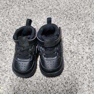 Nike Hi Tops Black Size 3C